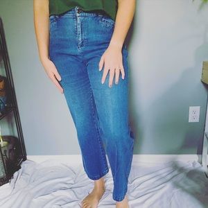Cropped straight leg jeans